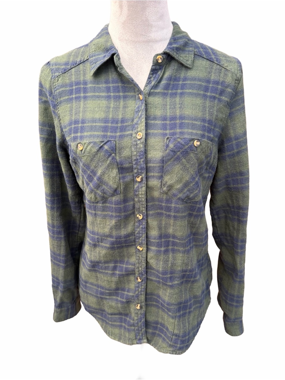 Maurices Plaid Flannel Shirt Women M Olive Green Navy Blue Cabincore Soft Grunge